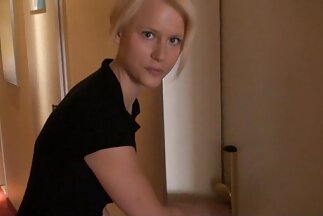 Trên đường phố