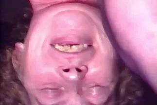 Video riêng phim se x moi nhat 2019 tư của Nga.
