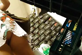 Ngày nóng với một diễn phim se x moi nhat viên.